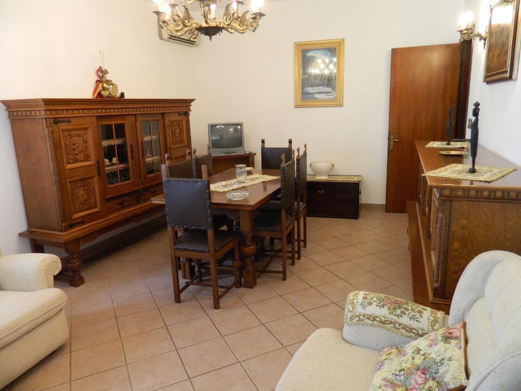 דירות טאורמינה Casa Corvaja חדר תמונה